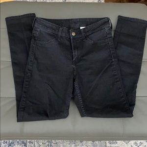 H&M Regular Waist Black Skinny Ankle Jeans